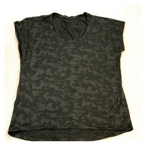 Lululemon top